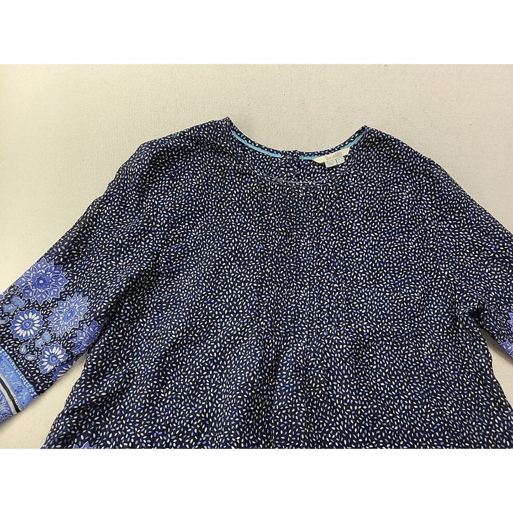 Boden Women 10 Navy Floral Blouse Pin Tucked Front Sheer 3/4 Sleeve Cottage Core - Picture 3 of 11